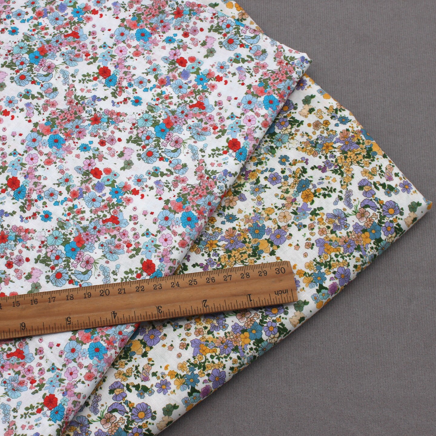 Vintage Floral 100% Cotton Fab - Vintage Sewing Textile のレビューと価格