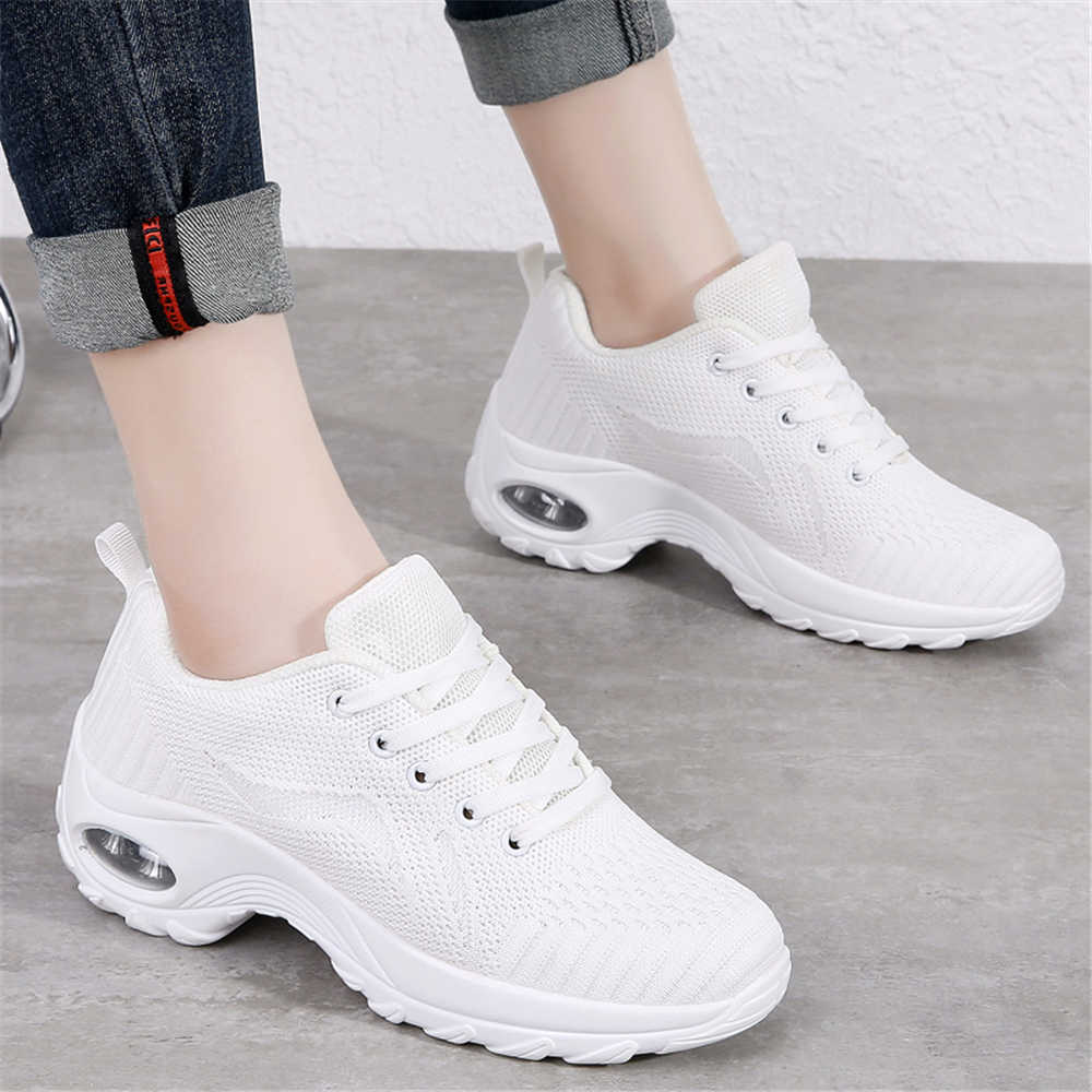 Thick-heeled High Performance  - Sewing Technology のレビューと価格