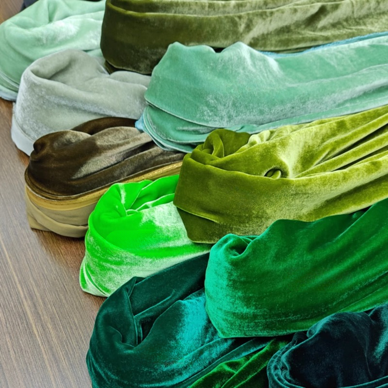100% Mulberry Silk Burnt Out V - Sewing Velvet Fabric のレビューと価格