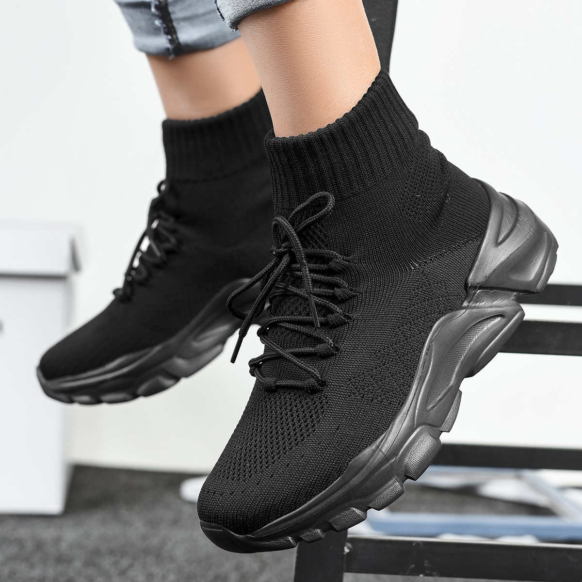 Laced Key Height Women's Boot  - Sewing Knit のレビューと価格
