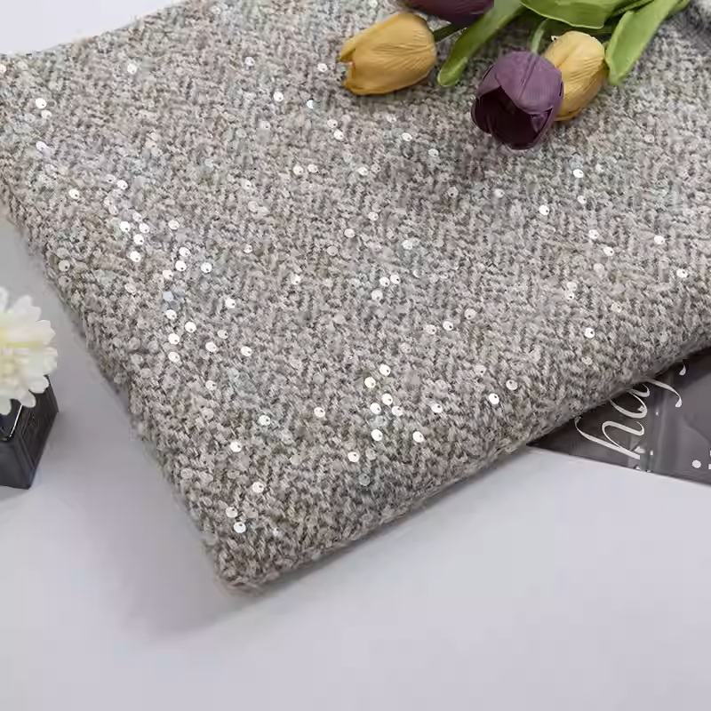 Light Grey With Sequin Yarn-Dy - Sewing Tweed のレビューと価格