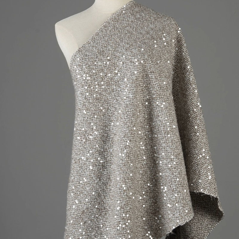 Light Grey With Sequin Yarn-Dy - Sewing Tweed のレビューと価格