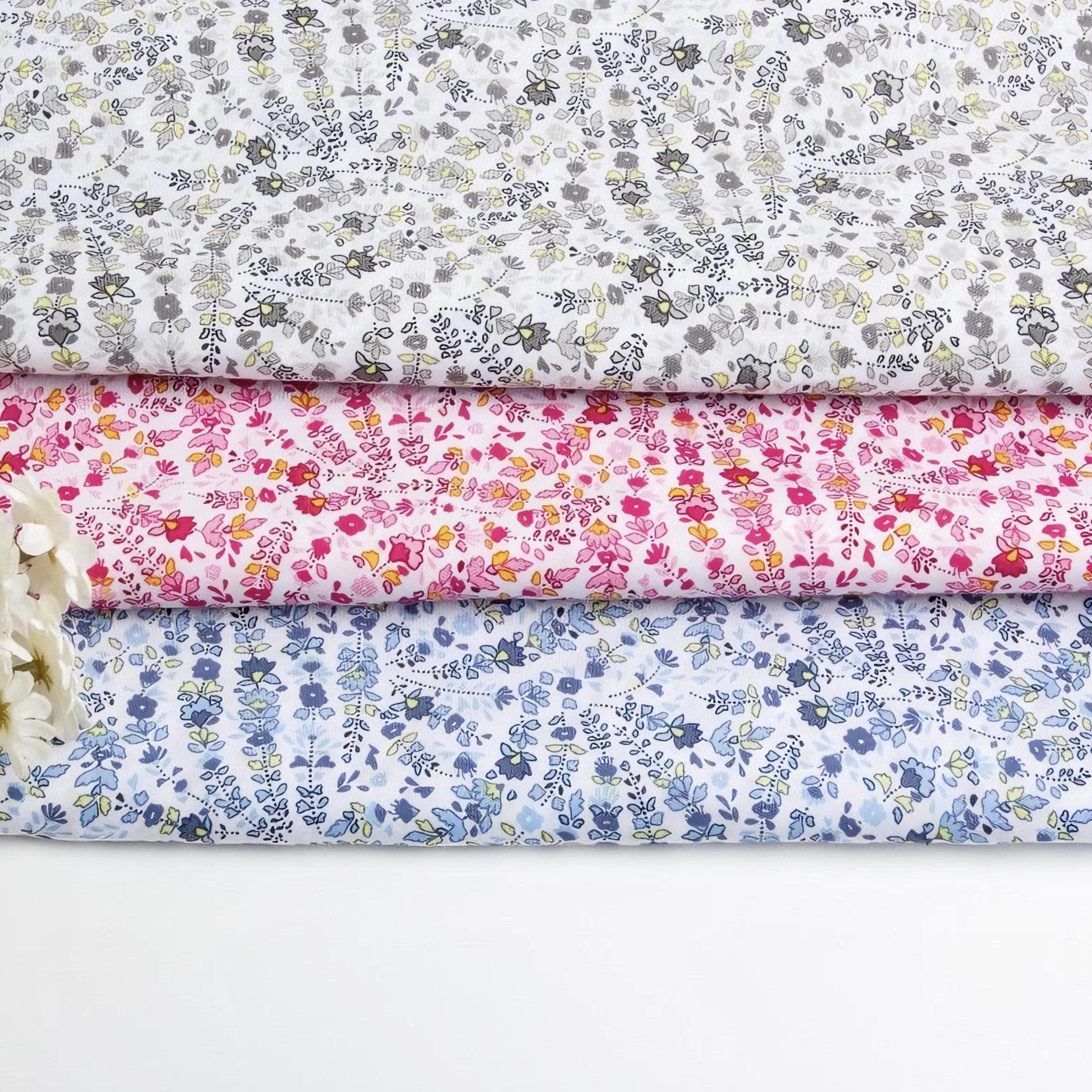 Vintage Floral Printed Fabric  - Vintage Sewing Textile のレビューと価格